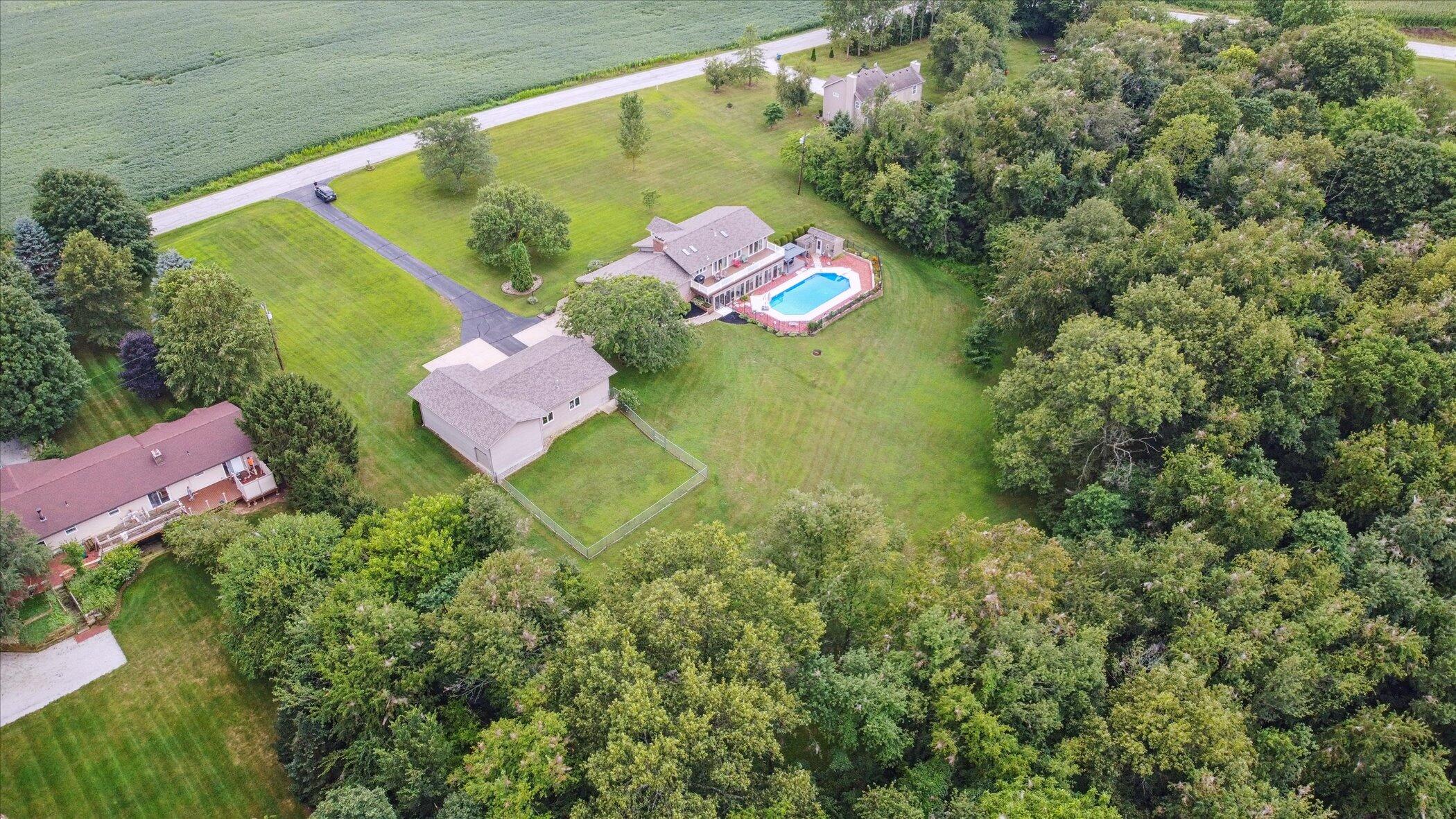 New Carlisle, Indiana, 46552, United States, 4 Bedrooms Bedrooms, ,2 BathroomsBathrooms,Residential,For Sale,1924883