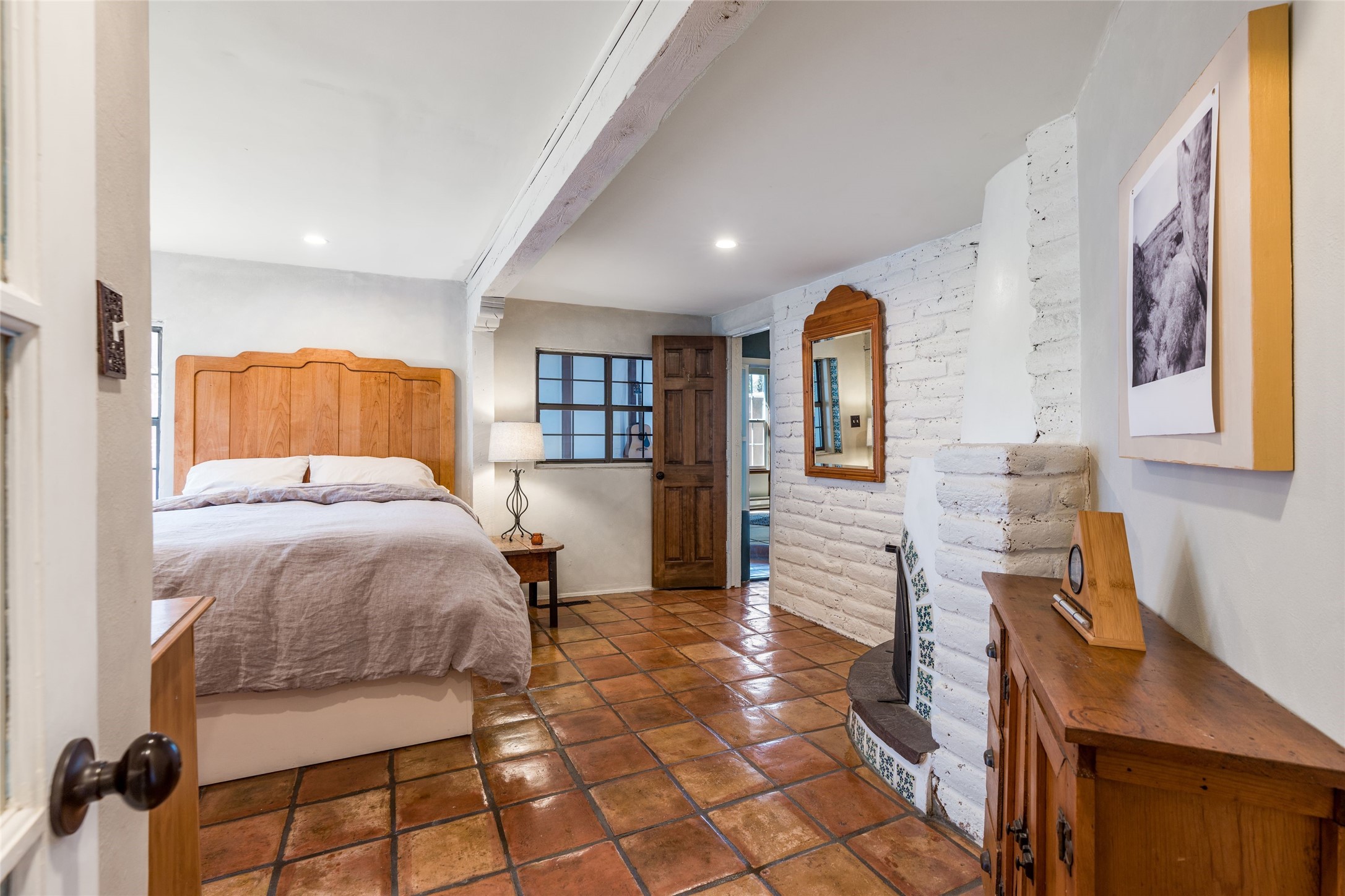  1402 Bishops Lodge Road #A - 物件實景