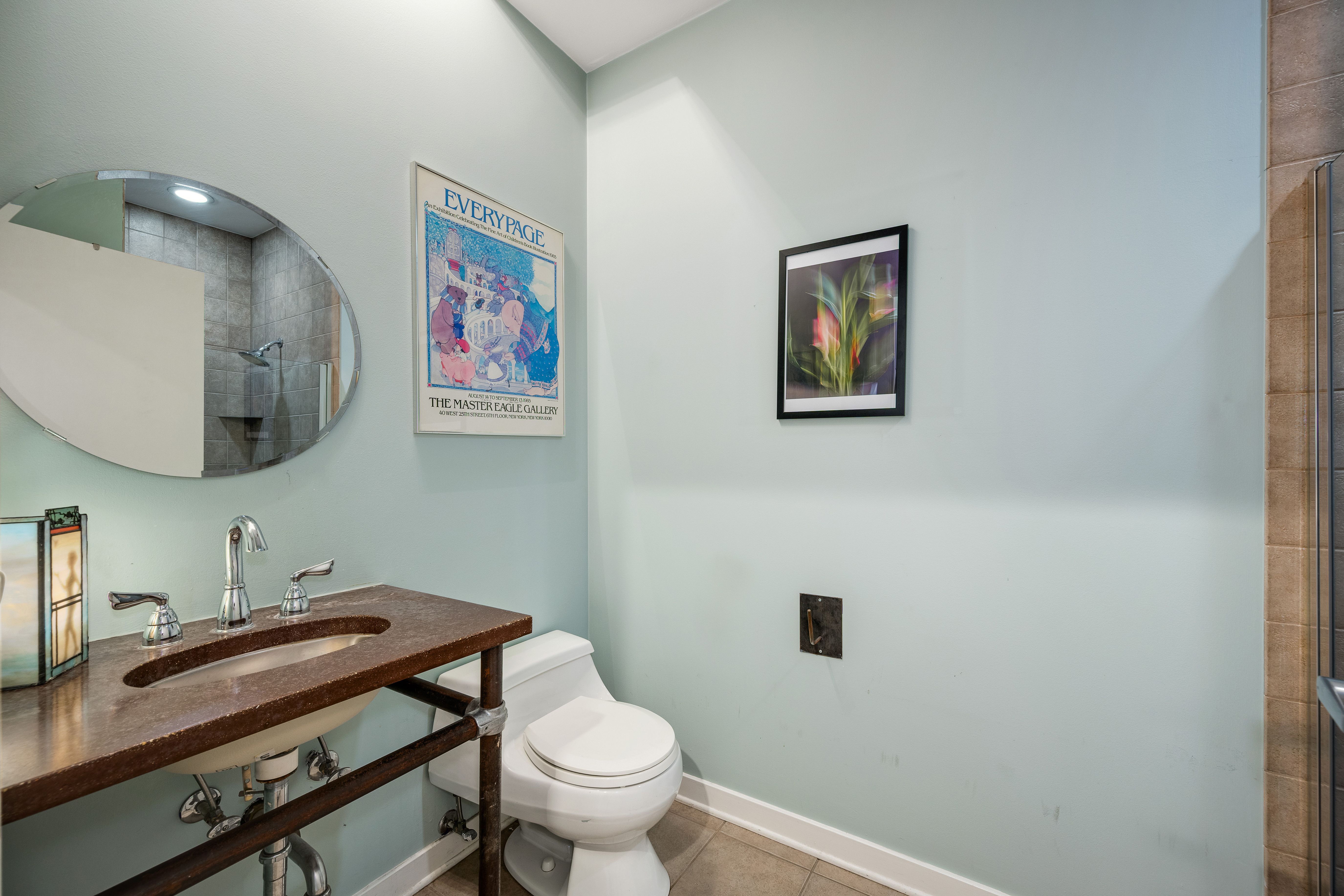  Discover the Charm of this Vibrant Southeast Corner Loft Condo - 物件實景