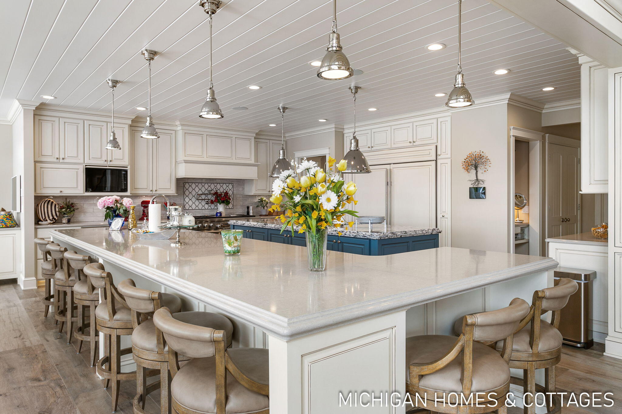 Holland, Michigan, 49424, United States, 9 Bedrooms Bedrooms, ,12 BathroomsBathrooms,Residential,For Sale,1806081