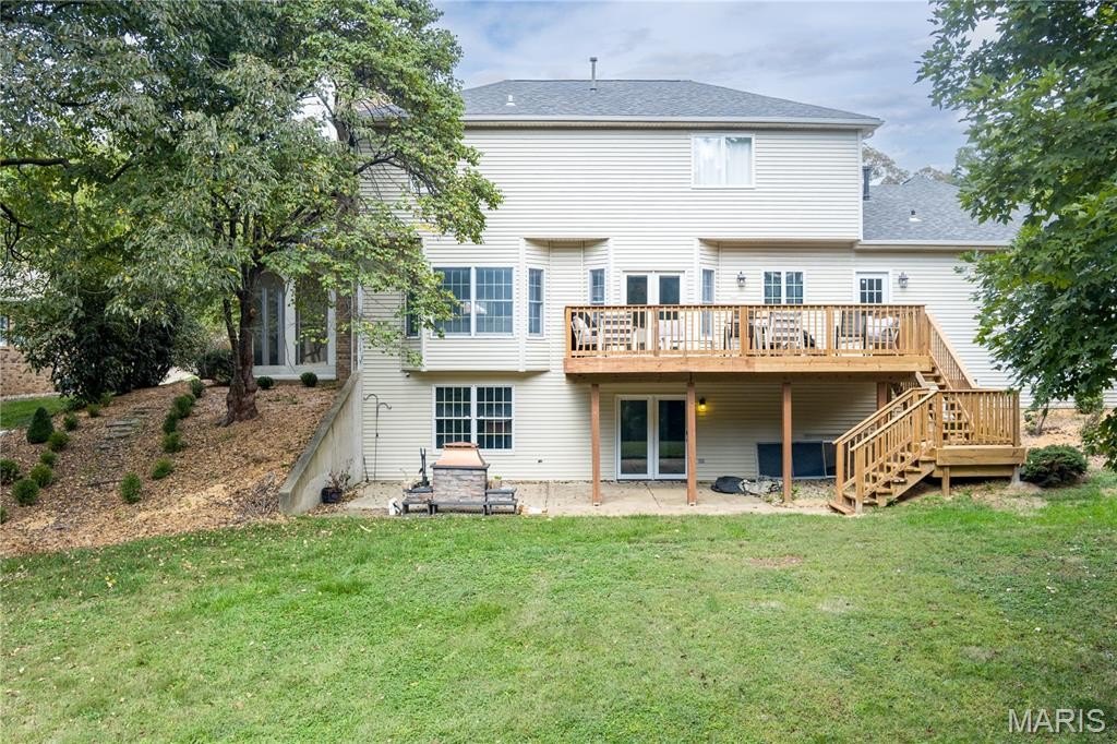 Glen Carbon, Illinois, 62034, United States, 5 Bedrooms Bedrooms, ,4 BathroomsBathrooms,Residential,For Sale,1977133