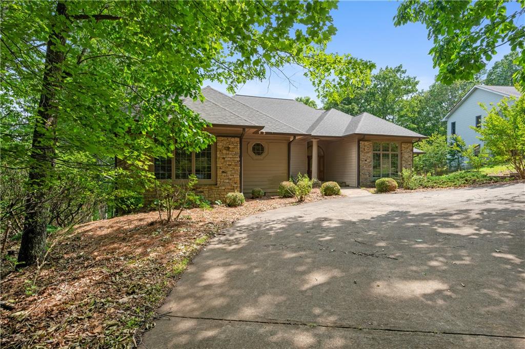 Jasper, Georgia, 30143, United States, 4 Bedrooms Bedrooms, ,5 BathroomsBathrooms,Residential,For Sale,1826778