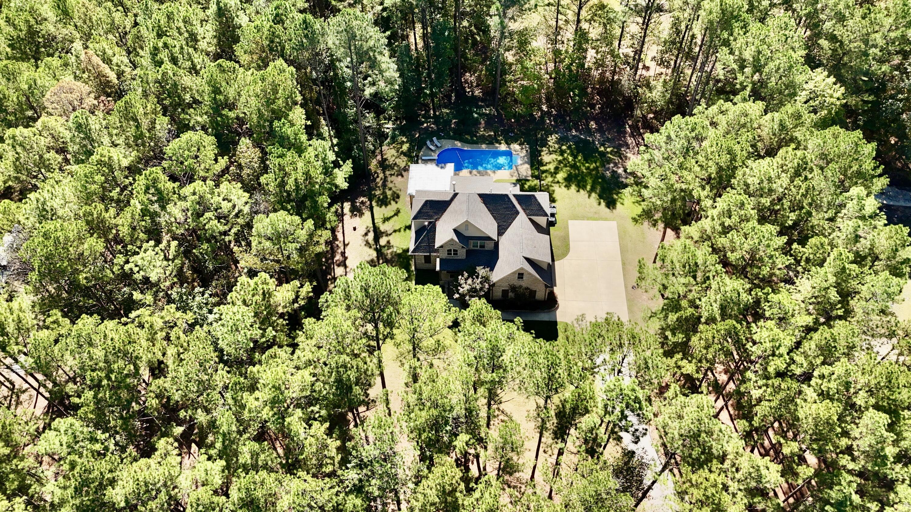 Mooreville, Mississippi, 38857, United States, 4 Bedrooms Bedrooms, ,3 BathroomsBathrooms,Residential,For Sale,1970025