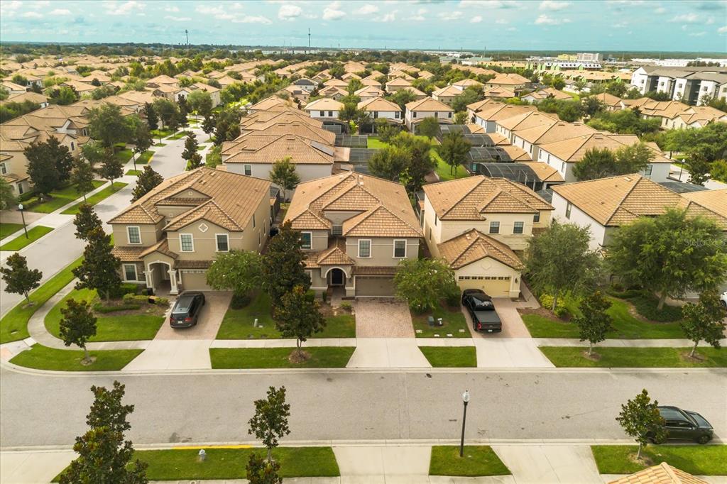 Davenport, Florida, 33896, United States, 8 Bedrooms Bedrooms, ,5 BathroomsBathrooms,Residential,For Sale,1896133