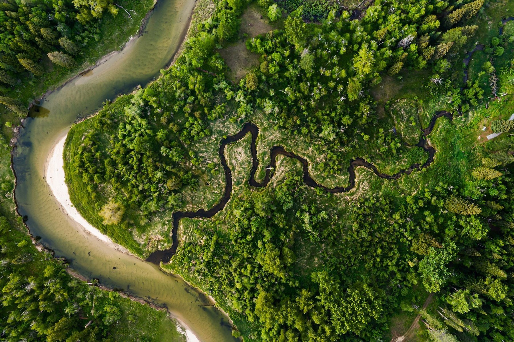  Home On The River - 物件實景