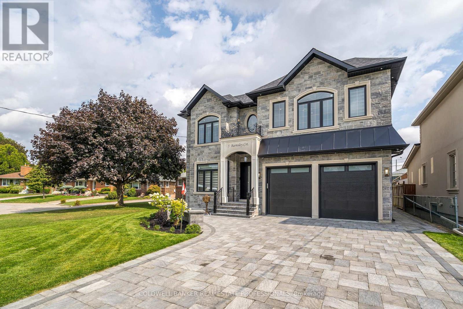 TORONTO (WEXFORD-MARYVALE), Ontario, M1R 3X4, CA, 8 Bedrooms Bedrooms, ,7 BathroomsBathrooms,Residential,For Sale,1951163