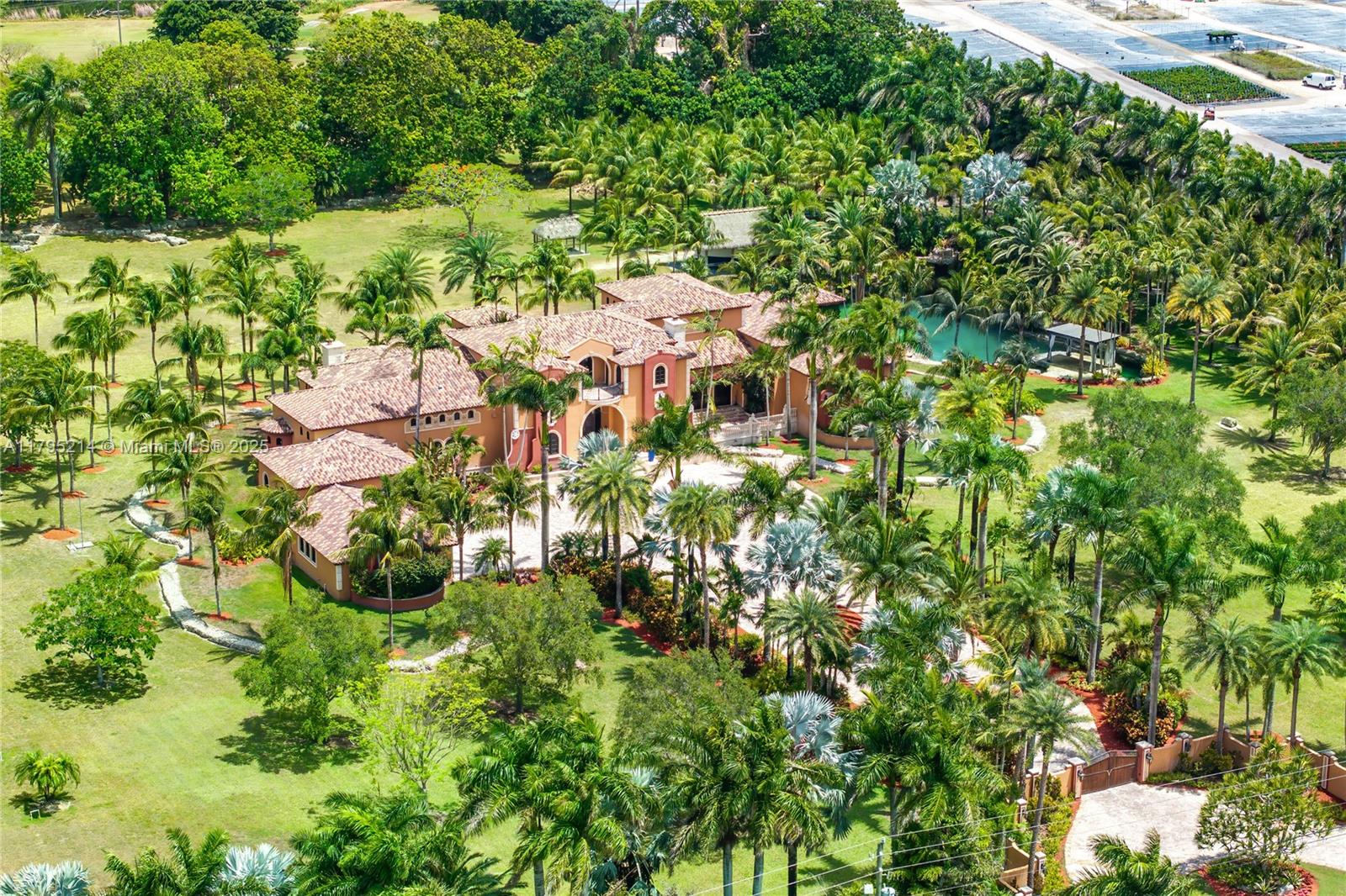 Homestead, Florida, 33031, United States, 6 Bedrooms Bedrooms, ,7 BathroomsBathrooms,Residential,For Sale,1804180