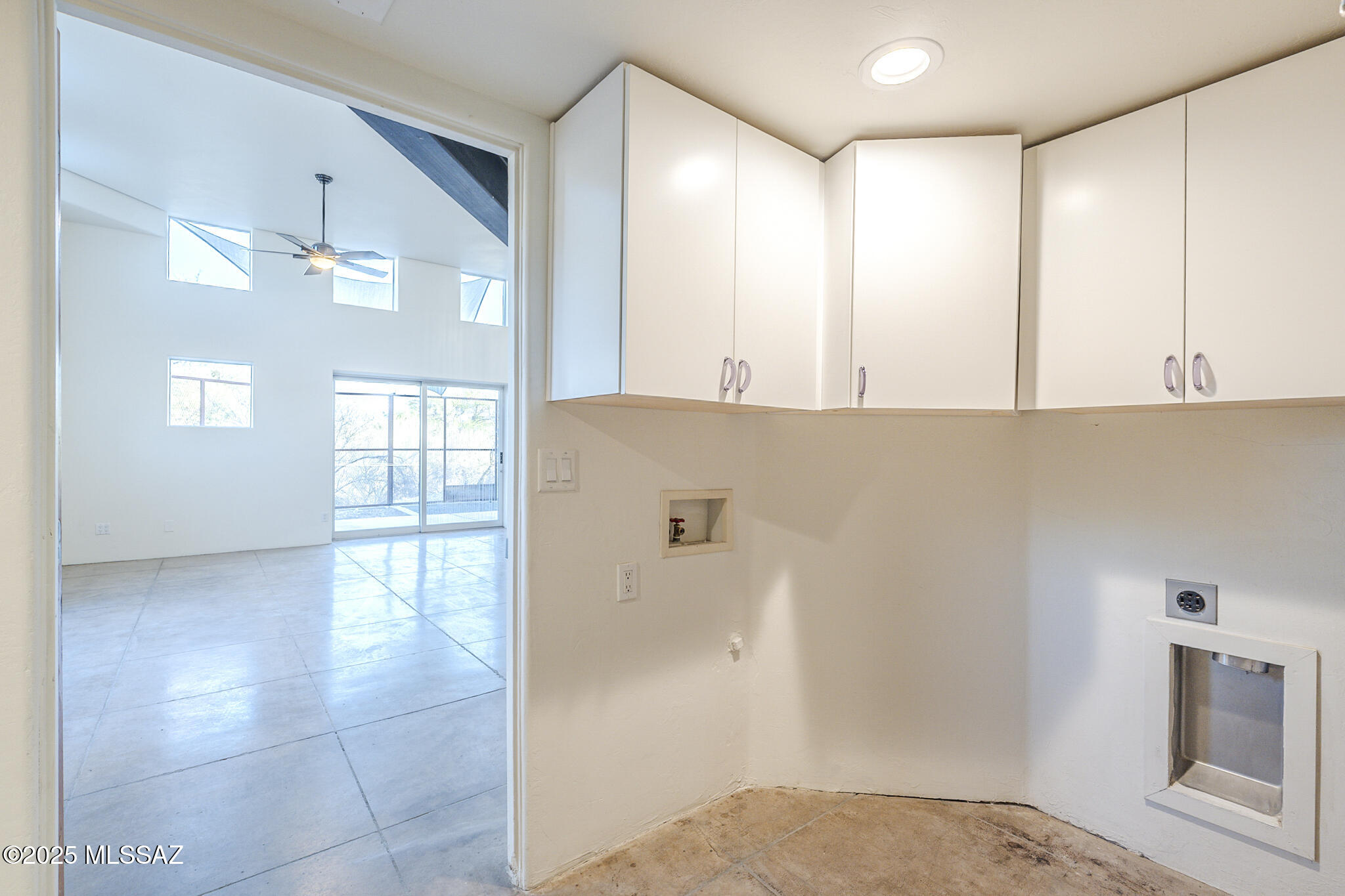 Tucson, Arizona, 85750, United States, 4 Bedrooms Bedrooms, ,3 BathroomsBathrooms,Residential,For Sale,1883244