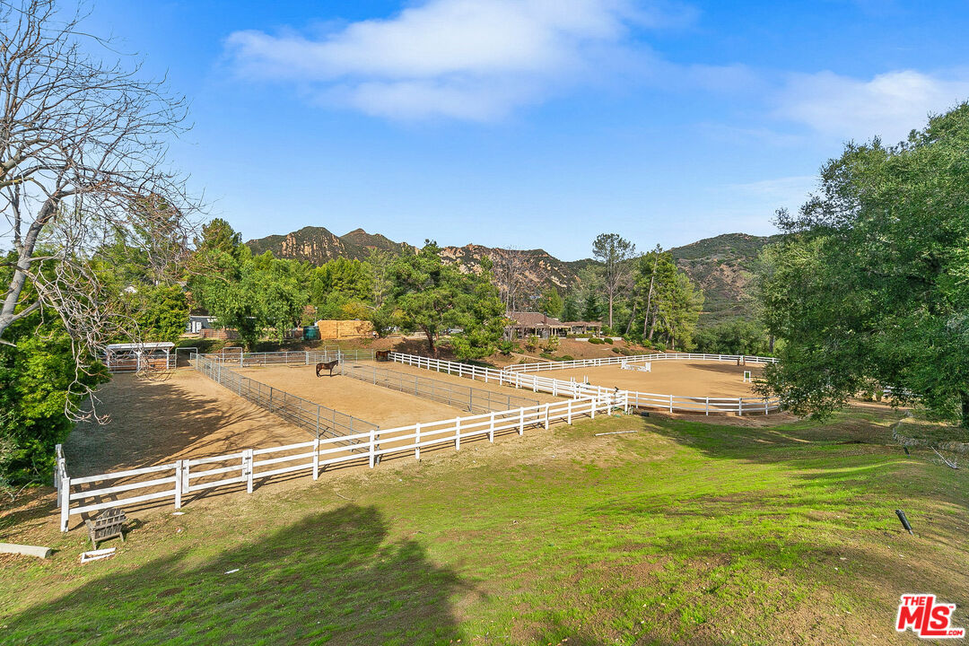 Calabasas, California, 91302, United States, 3 Bedrooms Bedrooms, ,2 BathroomsBathrooms,Residential,For Sale,1723181