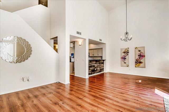 San Diego, California, 92123, United States, 3 Bedrooms Bedrooms, ,3 BathroomsBathrooms,Residential,For Sale,2035286