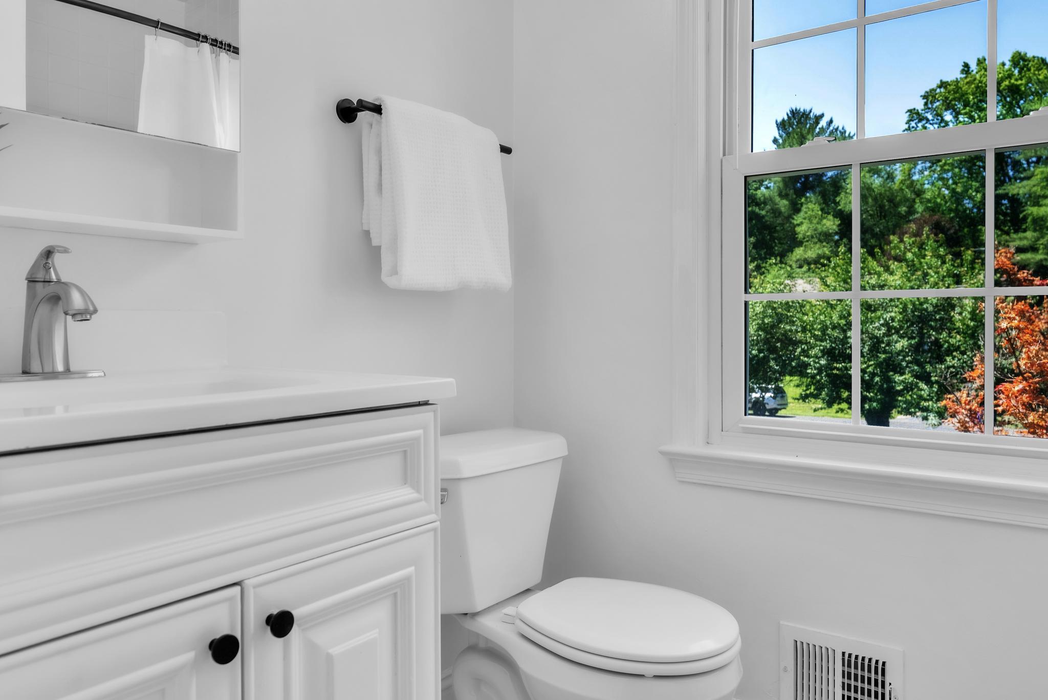  8231 Inverness Hollow Terrace, Potomac, MD, 20854 - 物件實景