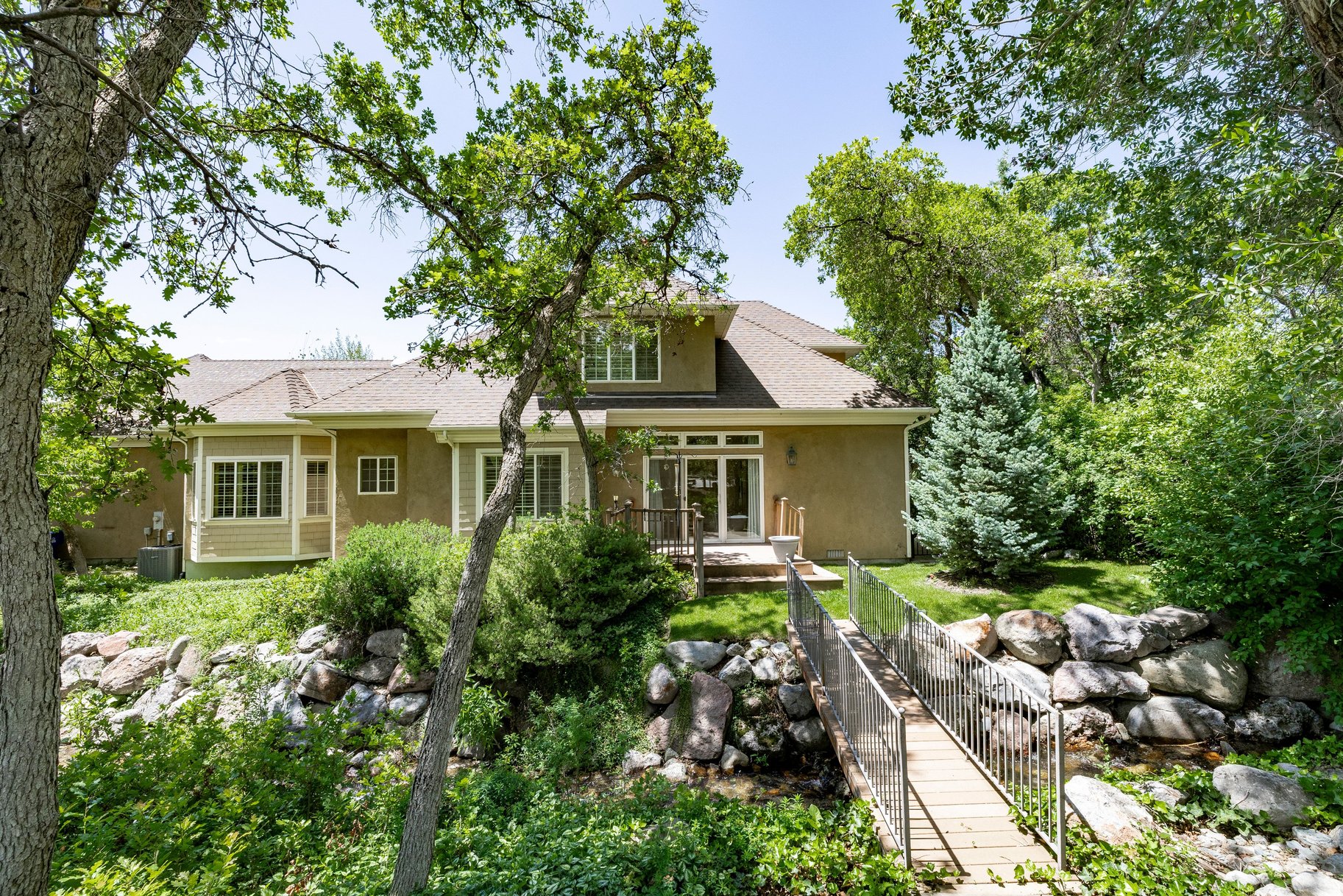  Private Gated Cottonwood Heights Retreat With Seasonal Stream & Mountain views - 物件實景