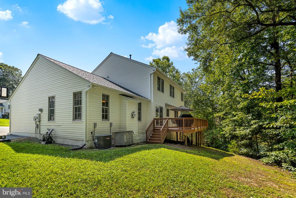 Fredericksburg, Virginia, 22408, United States, 5 Bedrooms Bedrooms, ,4 BathroomsBathrooms,Residential,For Sale,1900737