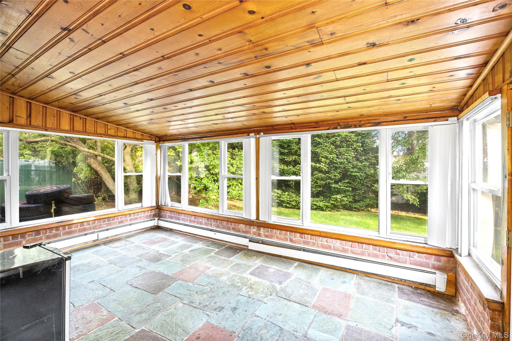 Uniondale, New York, 11553, United States, 4 Bedrooms Bedrooms, ,3 BathroomsBathrooms,Residential,For Sale,2049271