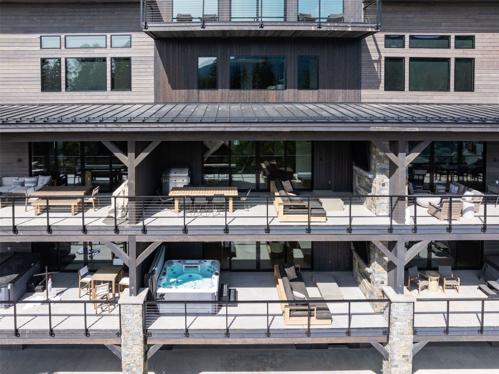  3812 Tamarack Avenue, B - 物件實景