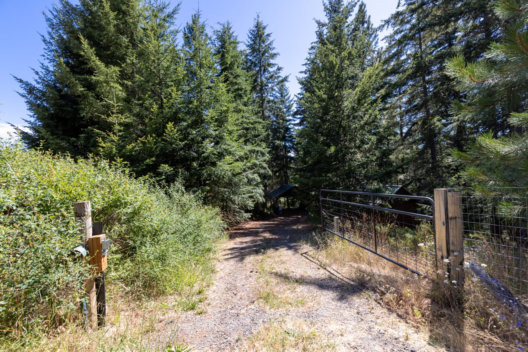  82 MEADOWS LOOP Lyle, WA 98635 - 物件實景