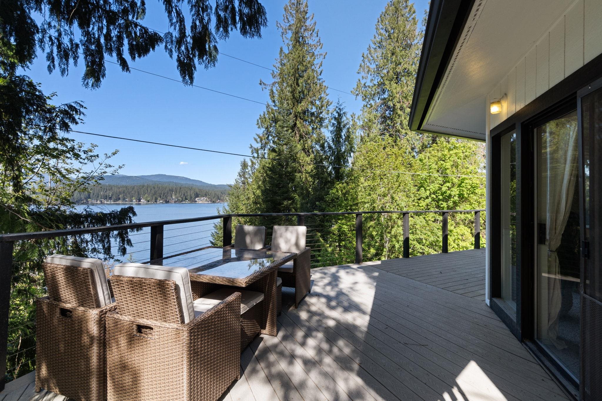 Newman Lake, Washington, 99025, United States, 4 Bedrooms Bedrooms, ,3 BathroomsBathrooms,Residential,For Sale,1802678