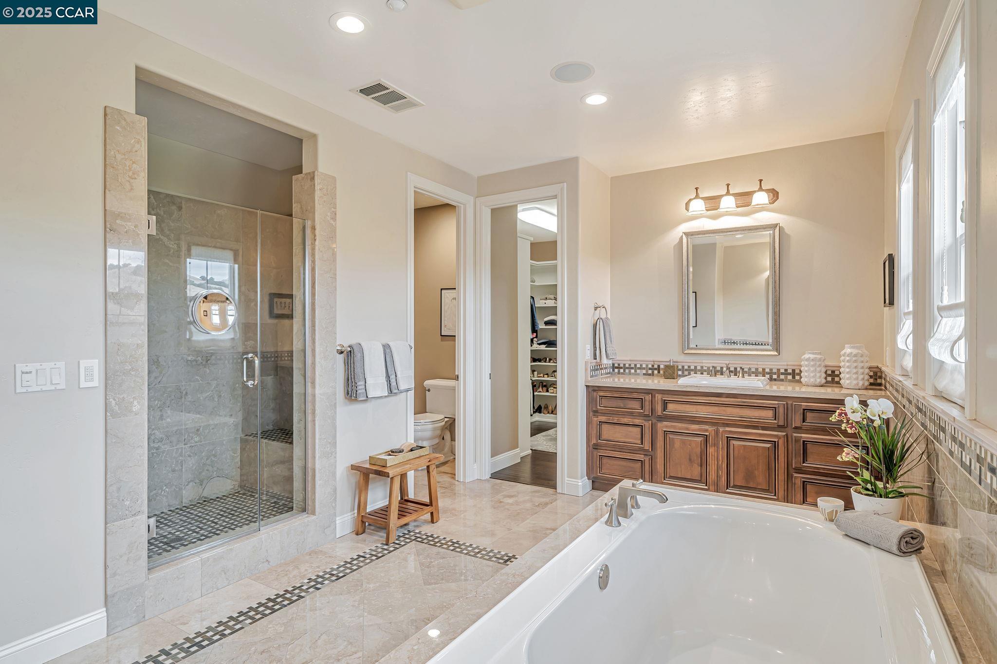 Danville, California, 94526, United States, 6 Bedrooms Bedrooms, ,6 BathroomsBathrooms,Residential,For Sale,1901970