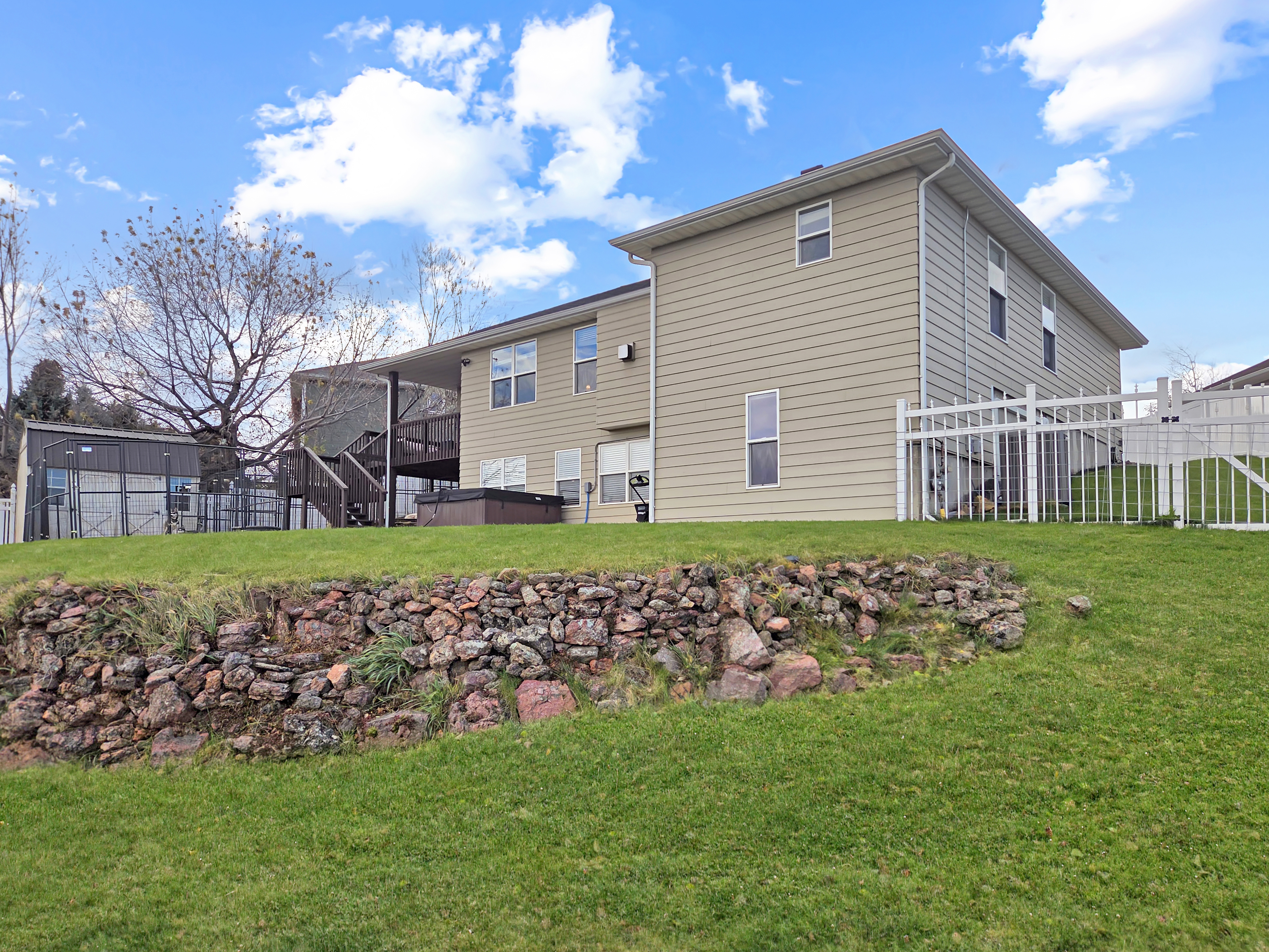 Sheridan, Wyoming, 82801, United States, 5 Bedrooms Bedrooms, ,3 BathroomsBathrooms,Residential,For Sale,1993883