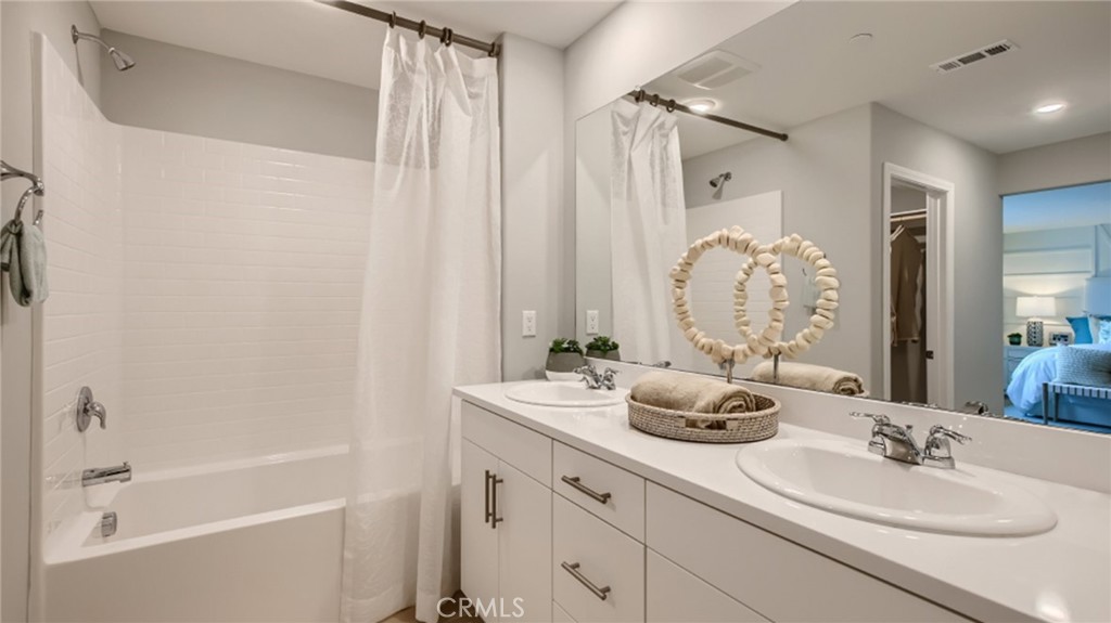 Menifee, California, 92585, United States, 4 Bedrooms Bedrooms, ,3 BathroomsBathrooms,Residential,For Sale,1916397