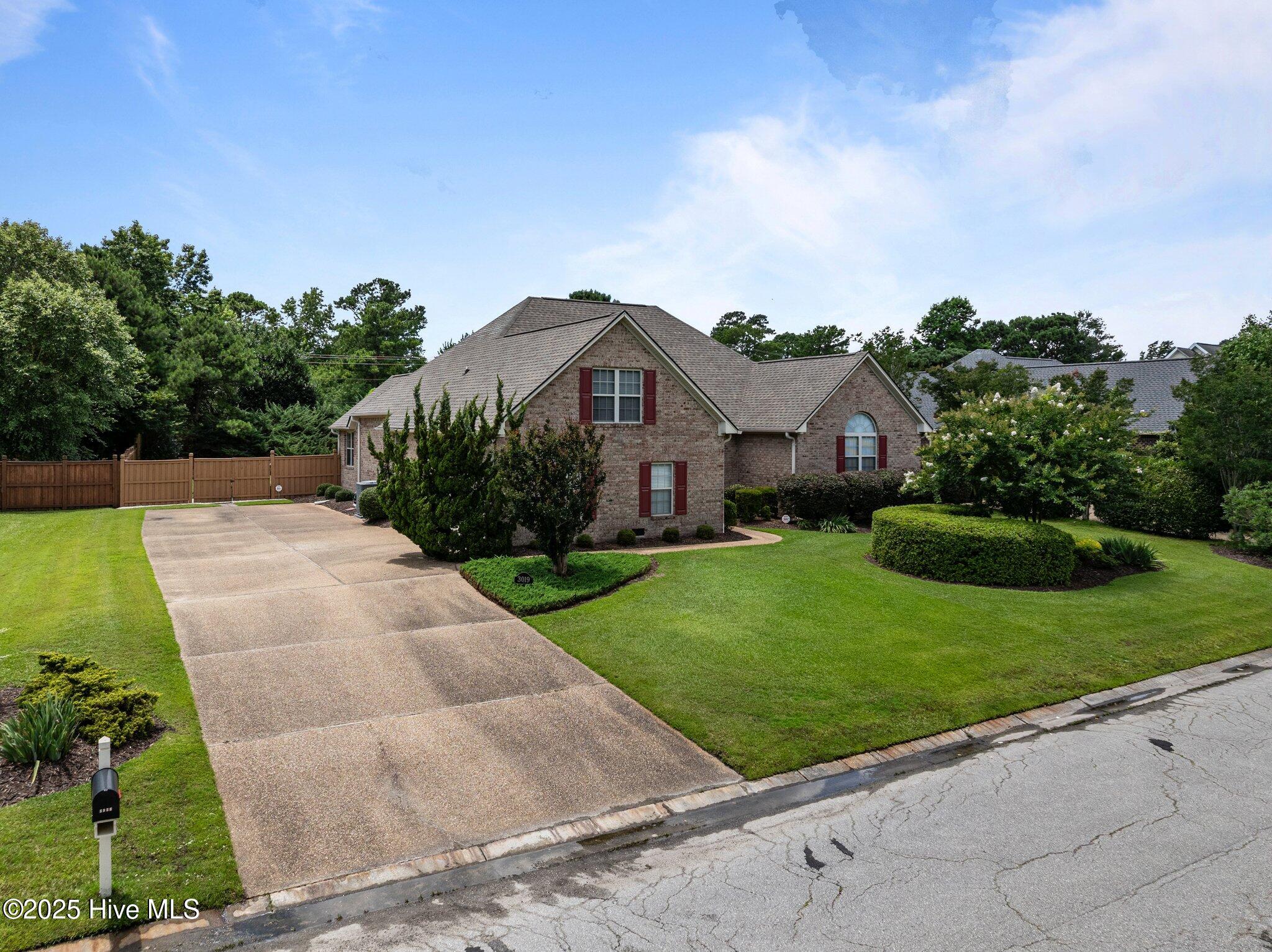 Wilmington, North Carolina, 28411, United States, 4 Bedrooms Bedrooms, ,3 BathroomsBathrooms,Residential,For Sale,1874008
