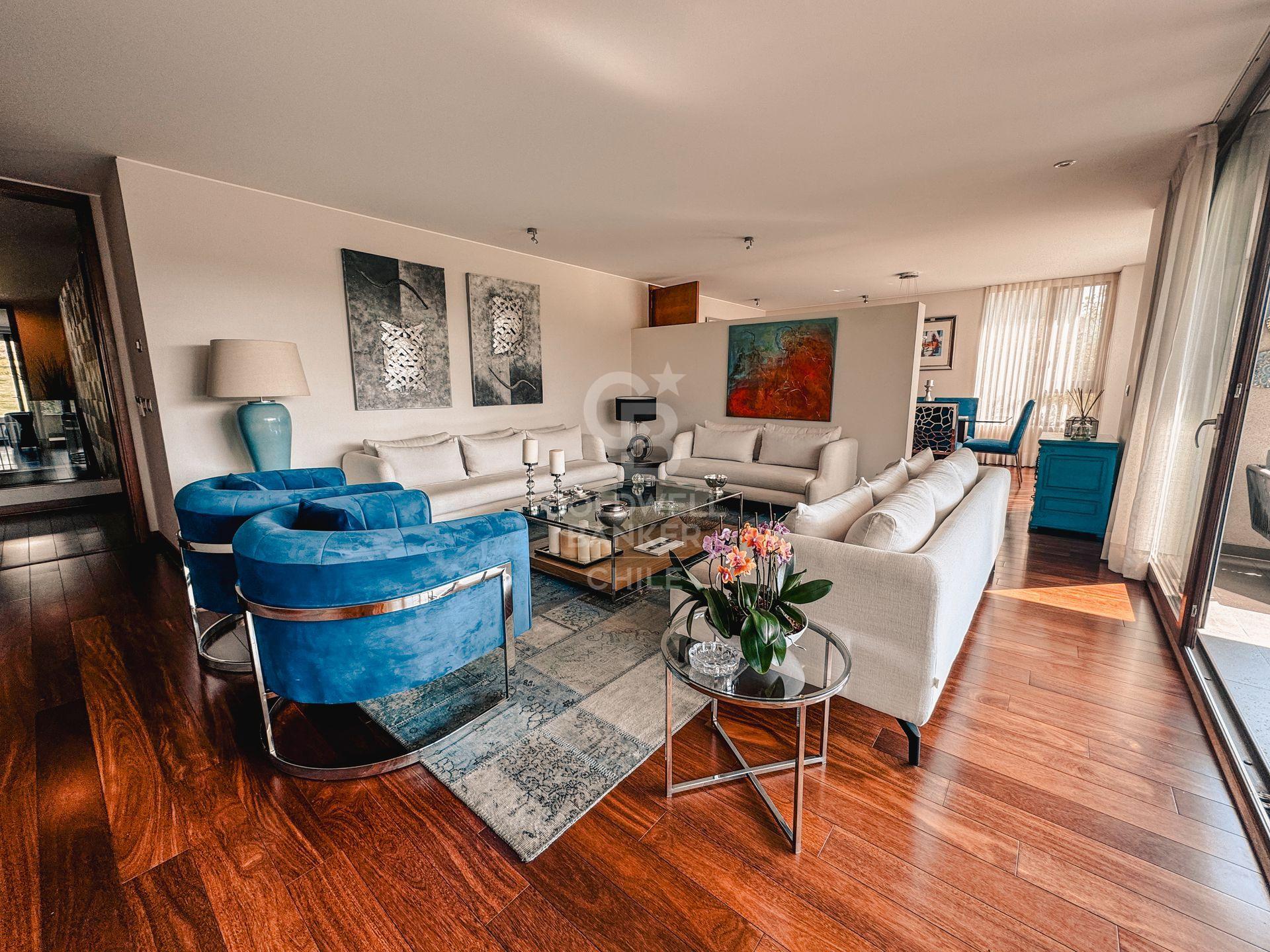 Lo Barnechea, Chile, 4 Bedrooms Bedrooms, ,6 BathroomsBathrooms,Residential,For Sale,1959093