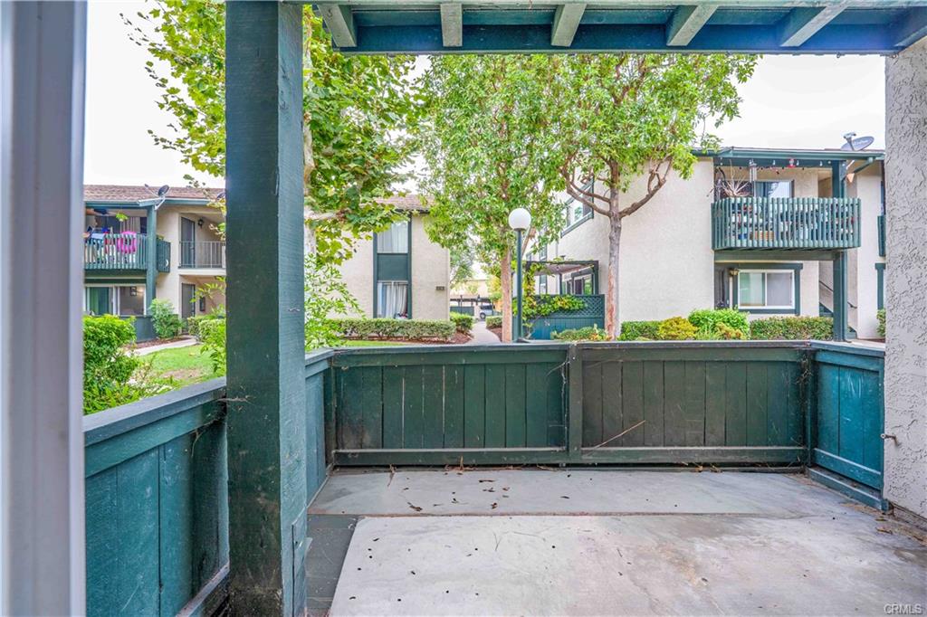 Lake Forest, California, 92630, United States, 2 Bedrooms Bedrooms, ,Residential,For Sale,1978731