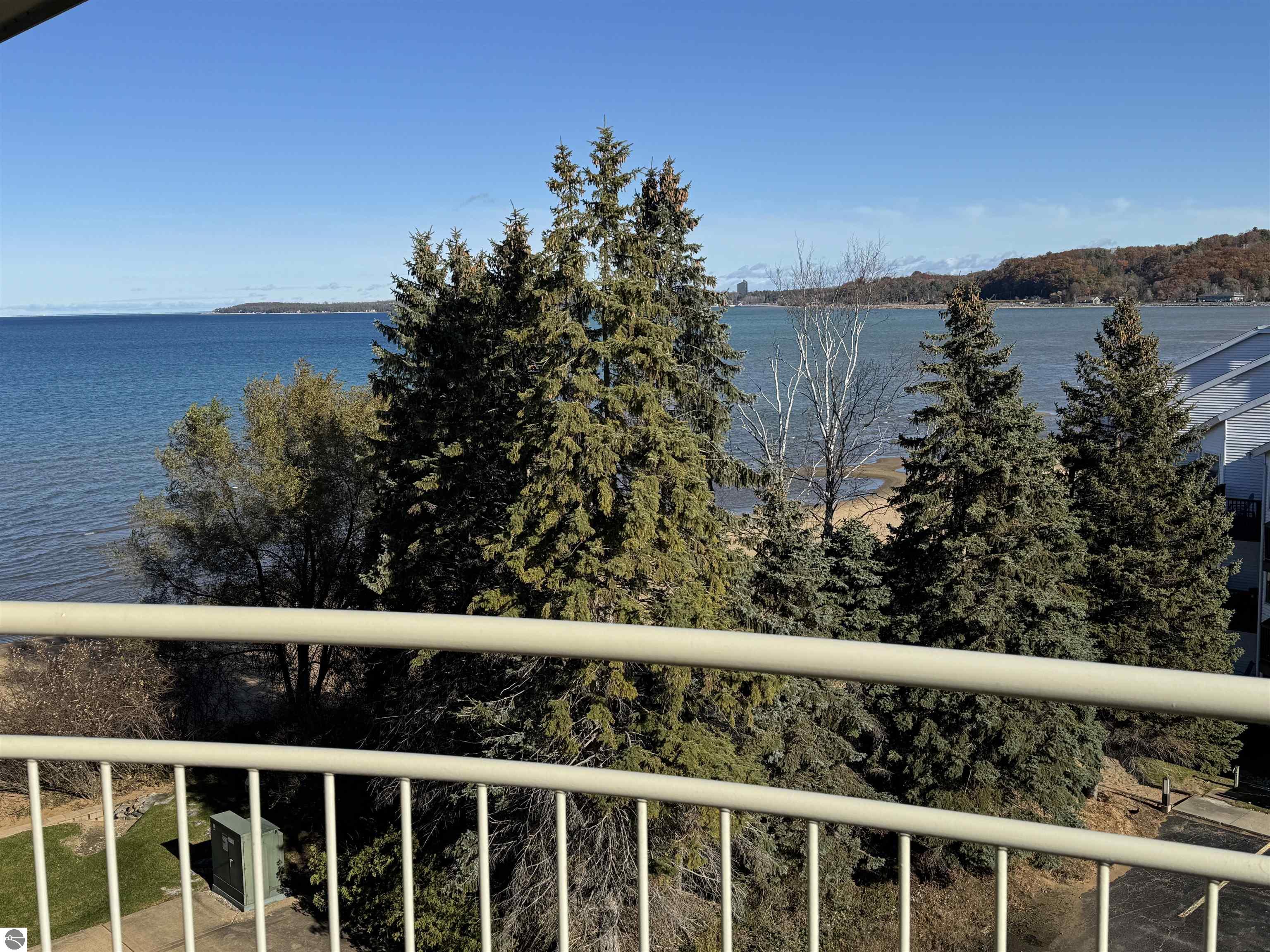Traverse City, Michigan, 49686, United States, 2 Bedrooms Bedrooms, ,1 BathroomBathrooms,Residential,For Sale,1991847