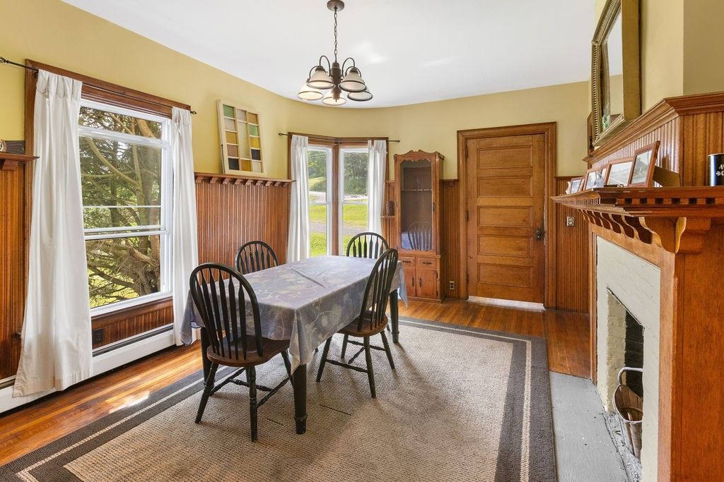 Stamford, New York, 13786, United States, 5 Bedrooms Bedrooms, ,2 BathroomsBathrooms,Residential,For Sale,1925554