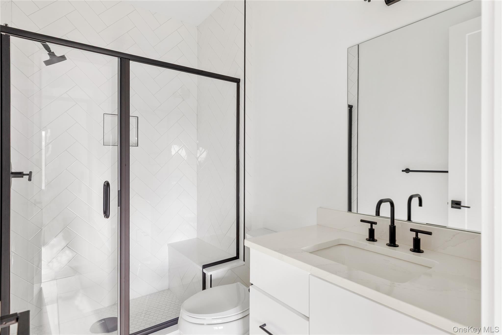  1 Sequoia Circle, Manhasset, NY, 11030 - 物件實景