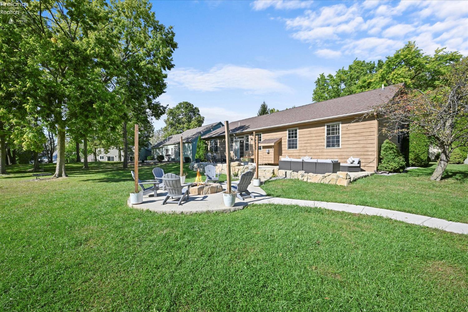 Port Clinton, Ohio, 43452, United States, 3 Bedrooms Bedrooms, ,3 BathroomsBathrooms,Residential,For Sale,1976751