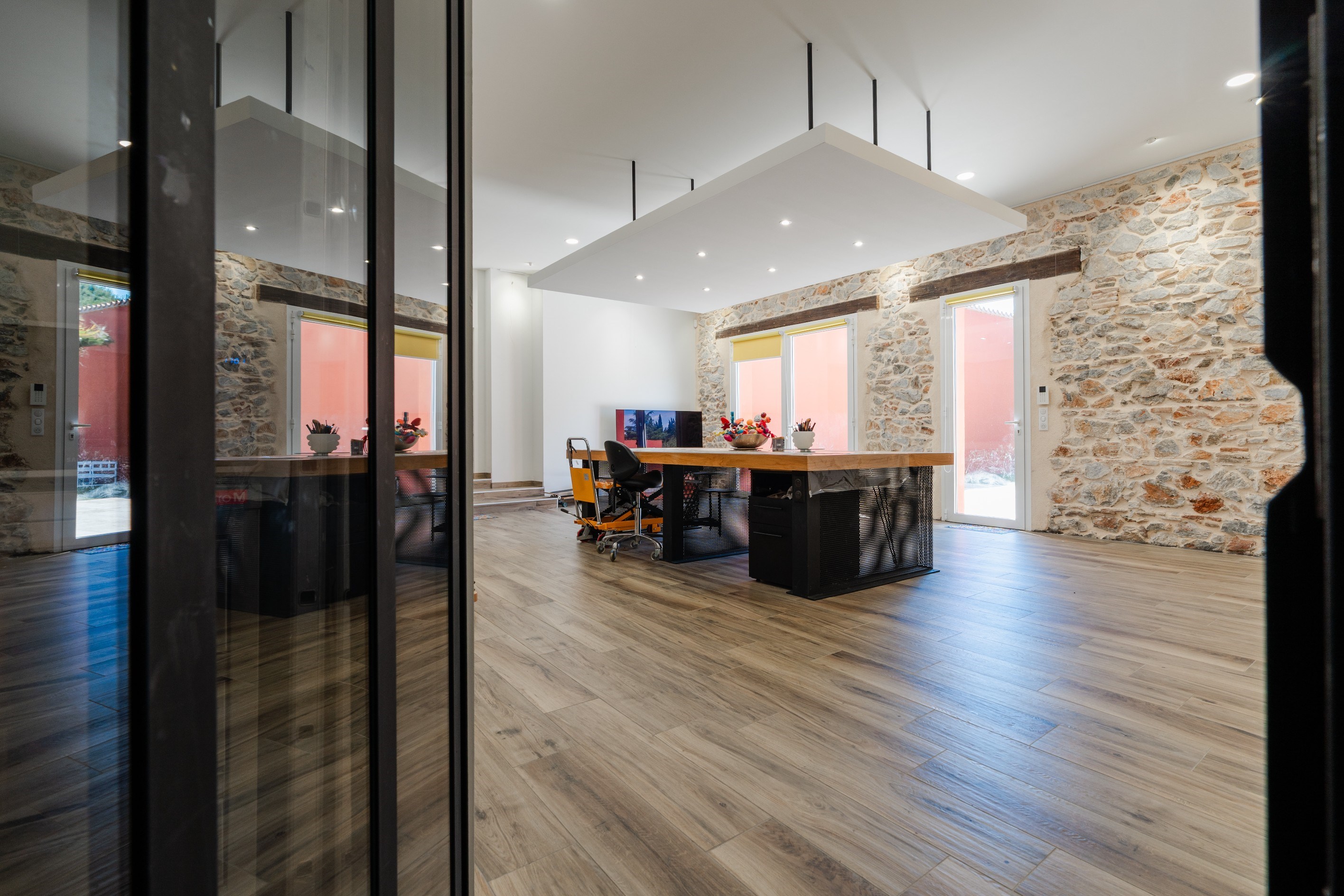  680m² of REFINEMENT & EXCEPTIONAL VOLUMES, just 6 minutes from the beach - 物件實景