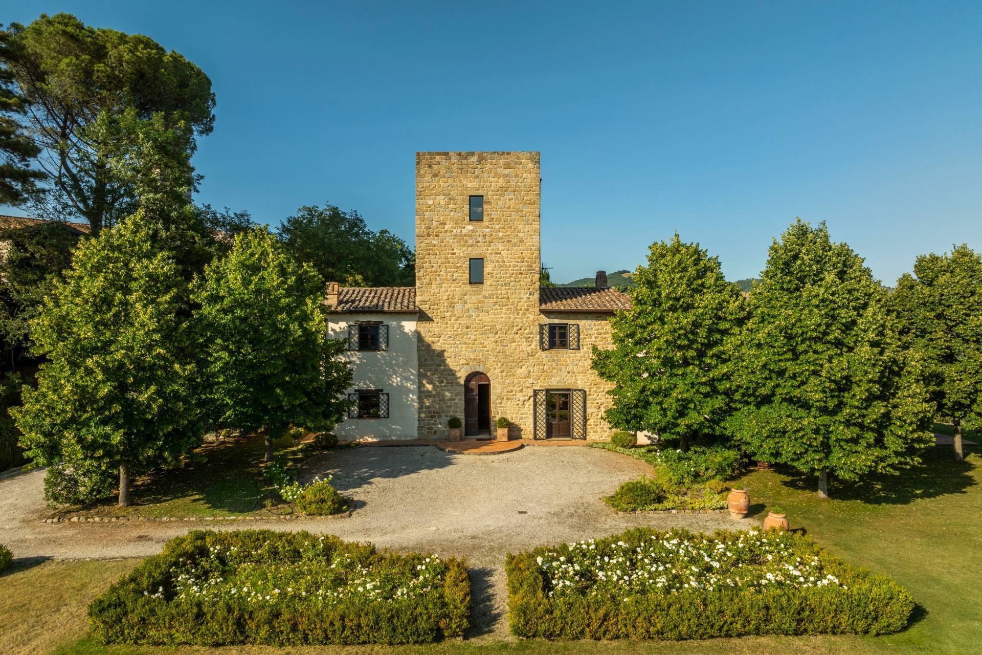 Perugia, Perugia, 06100, IT, 4 Bedrooms Bedrooms, ,5 BathroomsBathrooms,Residential,For Sale,1730390