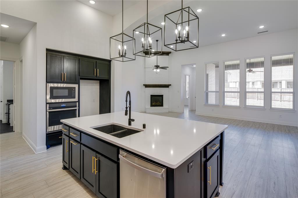 Aubrey, Texas, 76227, United States, 4 Bedrooms Bedrooms, ,4 BathroomsBathrooms,Residential,For Sale,1961194