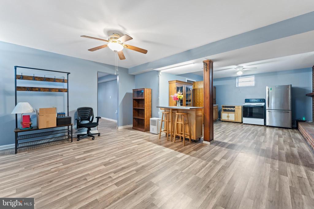 Fredericksburg, Virginia, 22407, United States, 5 Bedrooms Bedrooms, ,3 BathroomsBathrooms,Residential,For Sale,1925388