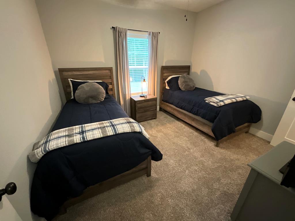 Ellijay, Georgia, 30540, United States, 3 Bedrooms Bedrooms, ,2 BathroomsBathrooms,Residential,For Sale,1911460