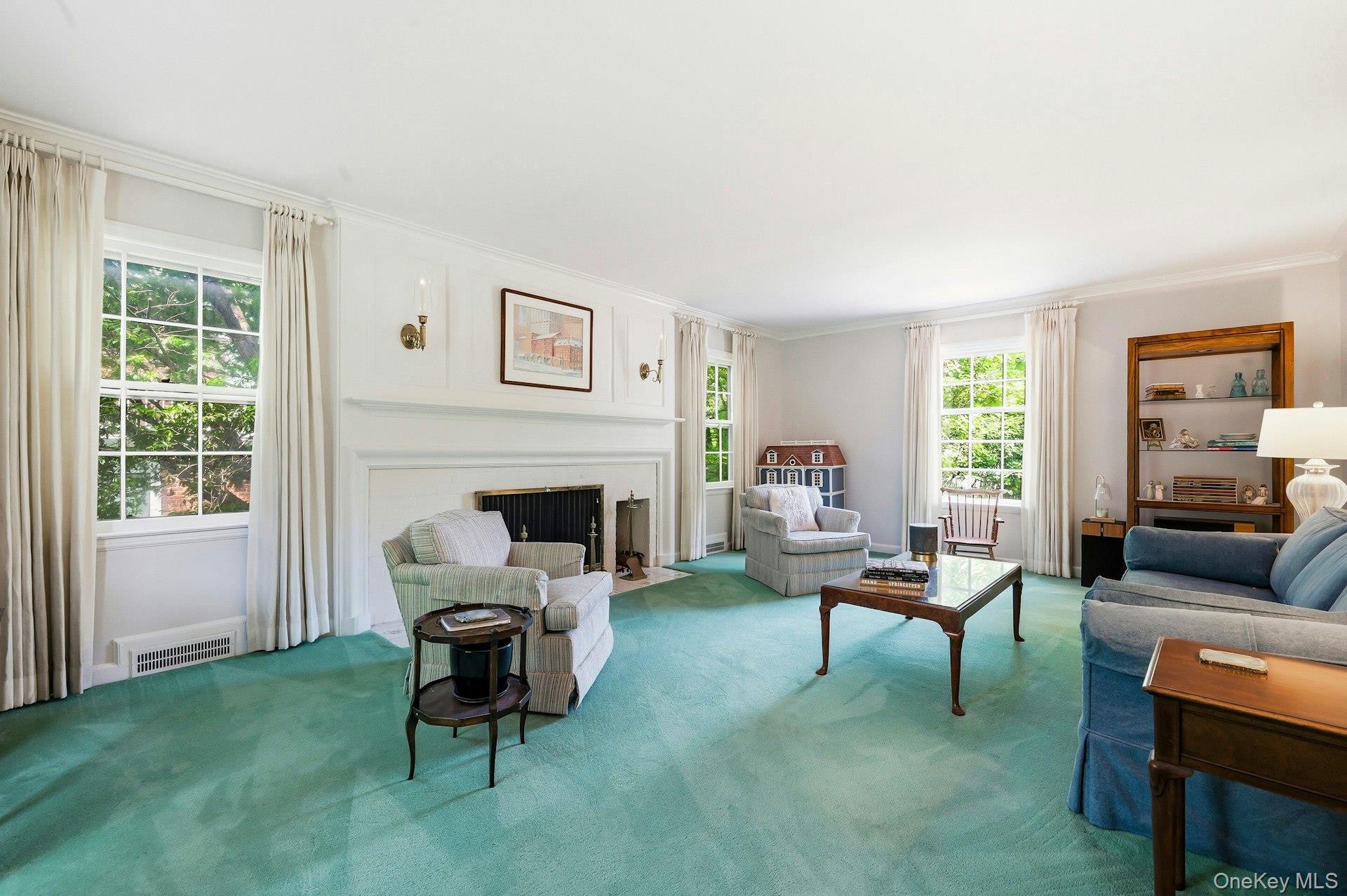  17 Monfort Road, Port Washington, NY, 11050 - 物件實景