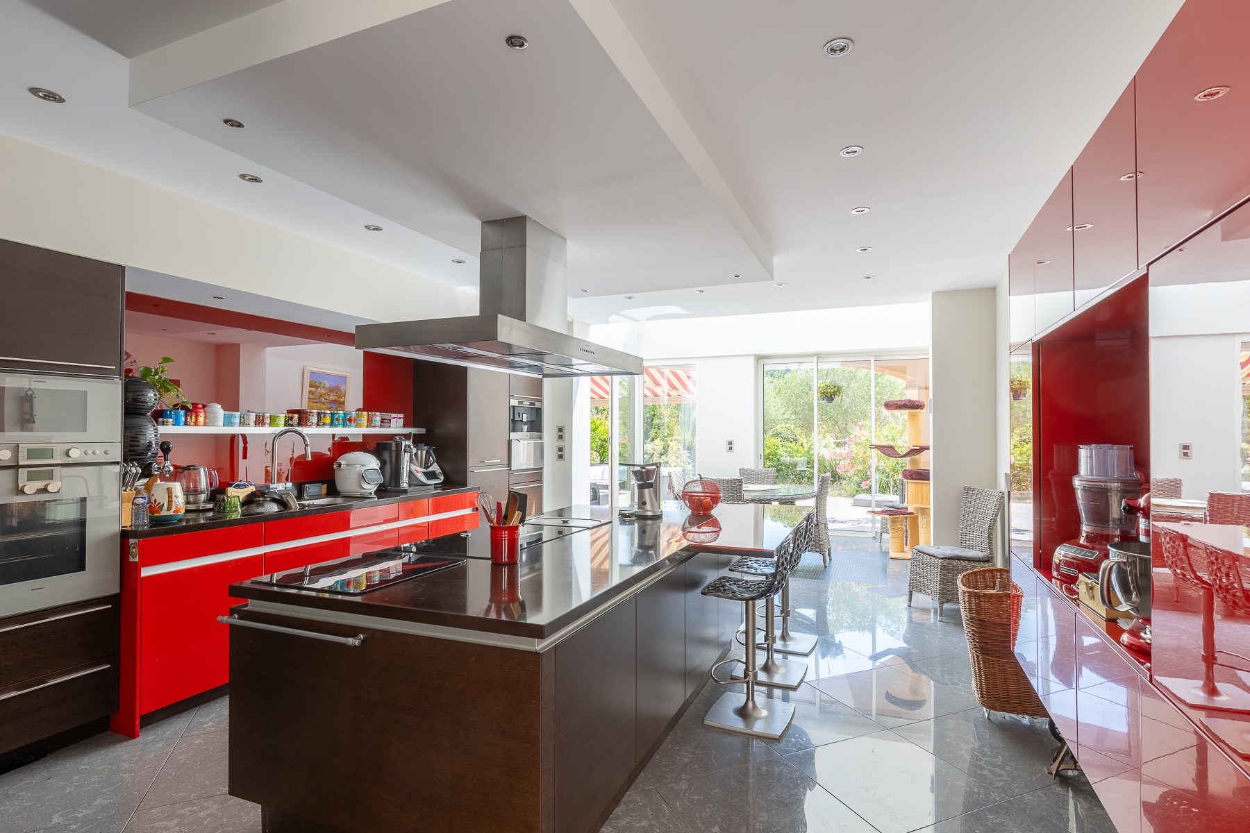  A superb, recently built property with exceptional features. - 物件實景