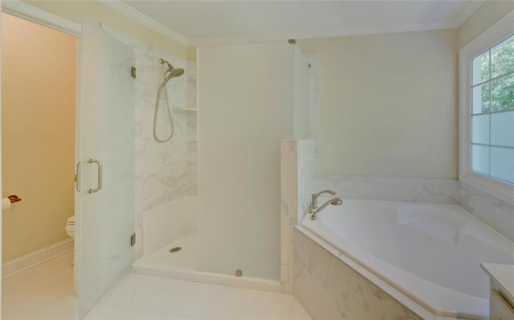 Lawrenceville, Georgia, 30043, United States, 5 Bedrooms Bedrooms, ,4 BathroomsBathrooms,Residential,For Sale,1794792