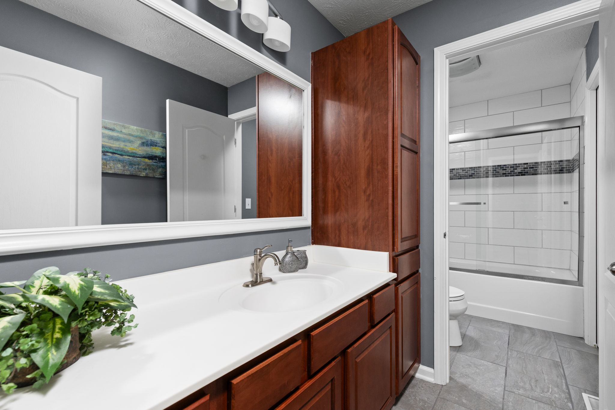  Meticulously Maintained Brick Home in Desirable Zionsville Location - 物件實景