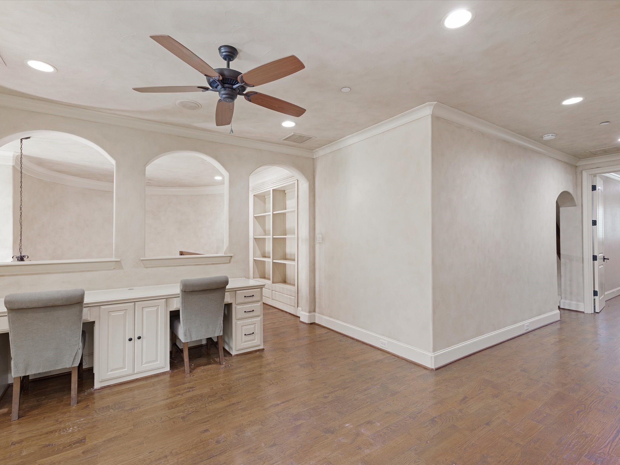 Farmers Branch, Texas, 75234, United States, 4 Bedrooms Bedrooms, ,7 BathroomsBathrooms,Residential,For Sale,1838321