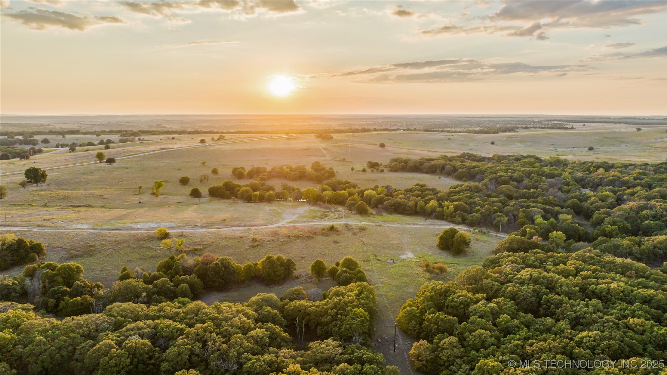 Bartlesville, Oklahoma, 74003, United States, ,Residential,For Sale,1963998