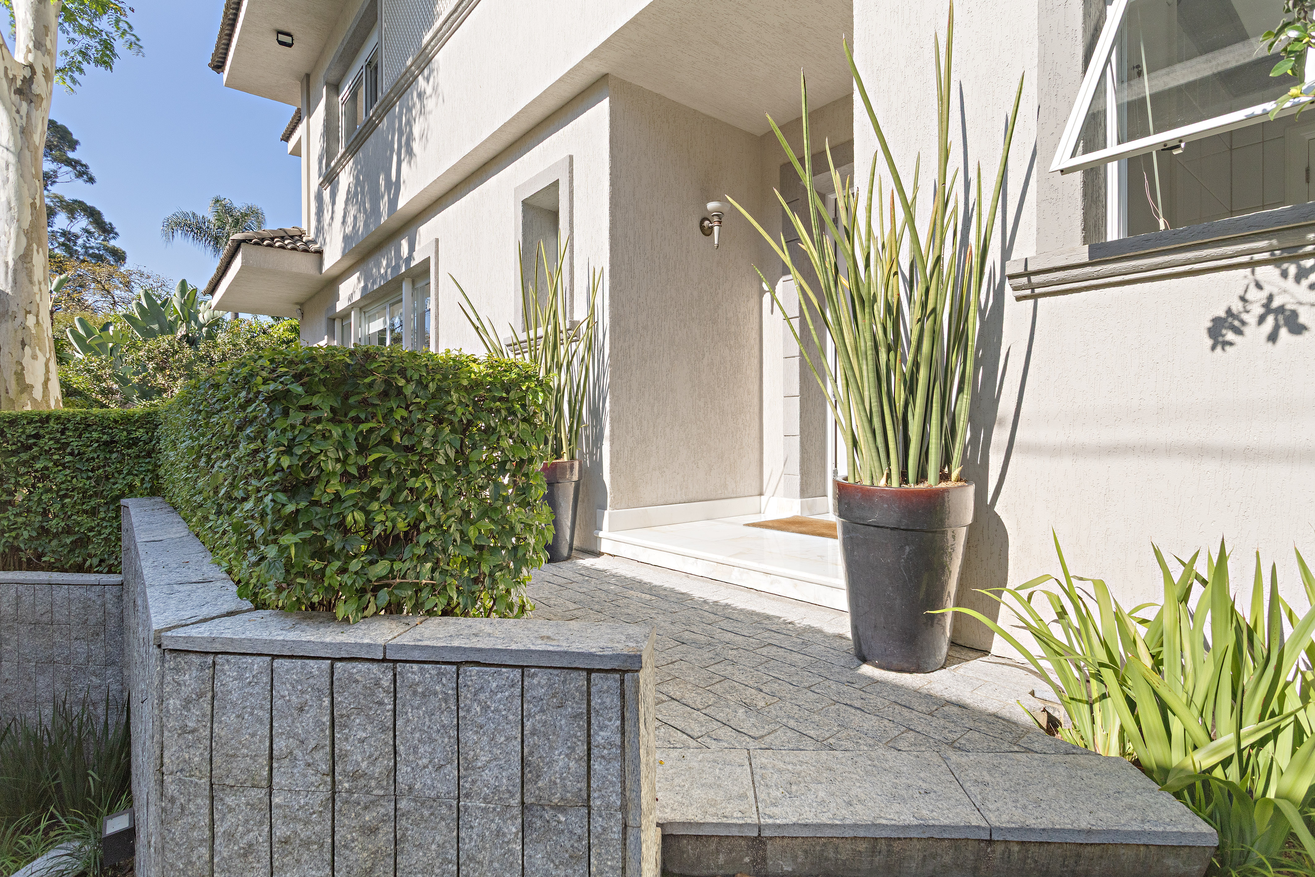  Fully renovated residence with five suites on a gated street in Pacaembu - 物件實景