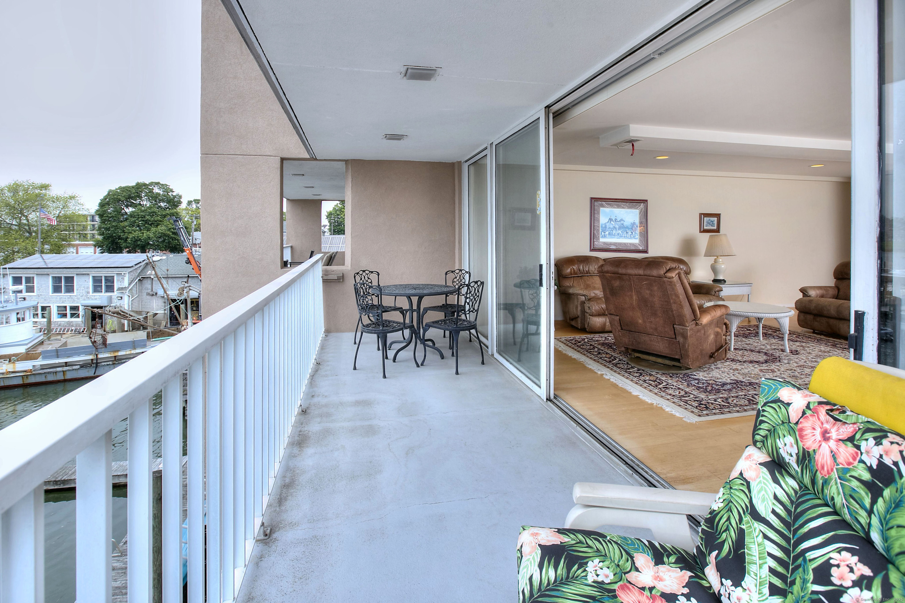 Norwalk, Connecticut, 06855, United States, 2 Bedrooms Bedrooms, ,2 BathroomsBathrooms,Residential,For Sale,1838207