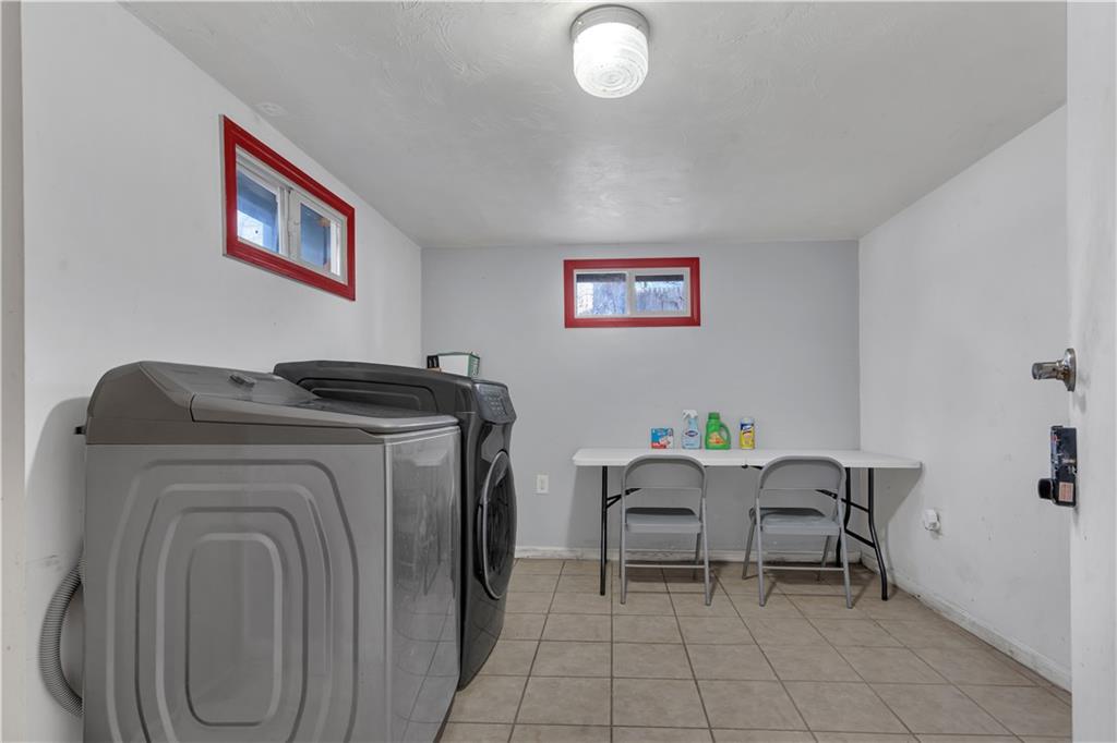 Johnston, Rhode Island, 02919, United States, 4 Bedrooms Bedrooms, ,2 BathroomsBathrooms,Residential,For Sale,2023151