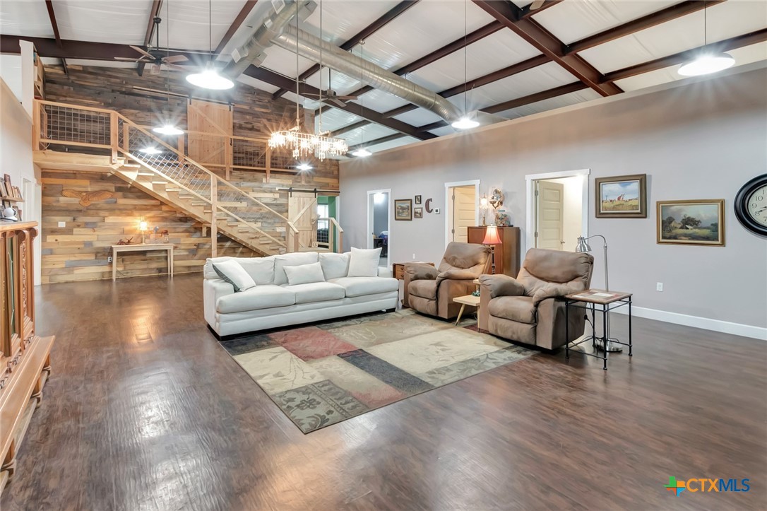 Victoria, Texas, 77904, United States, 3 Bedrooms Bedrooms, ,3 BathroomsBathrooms,Residential,For Sale,1942202