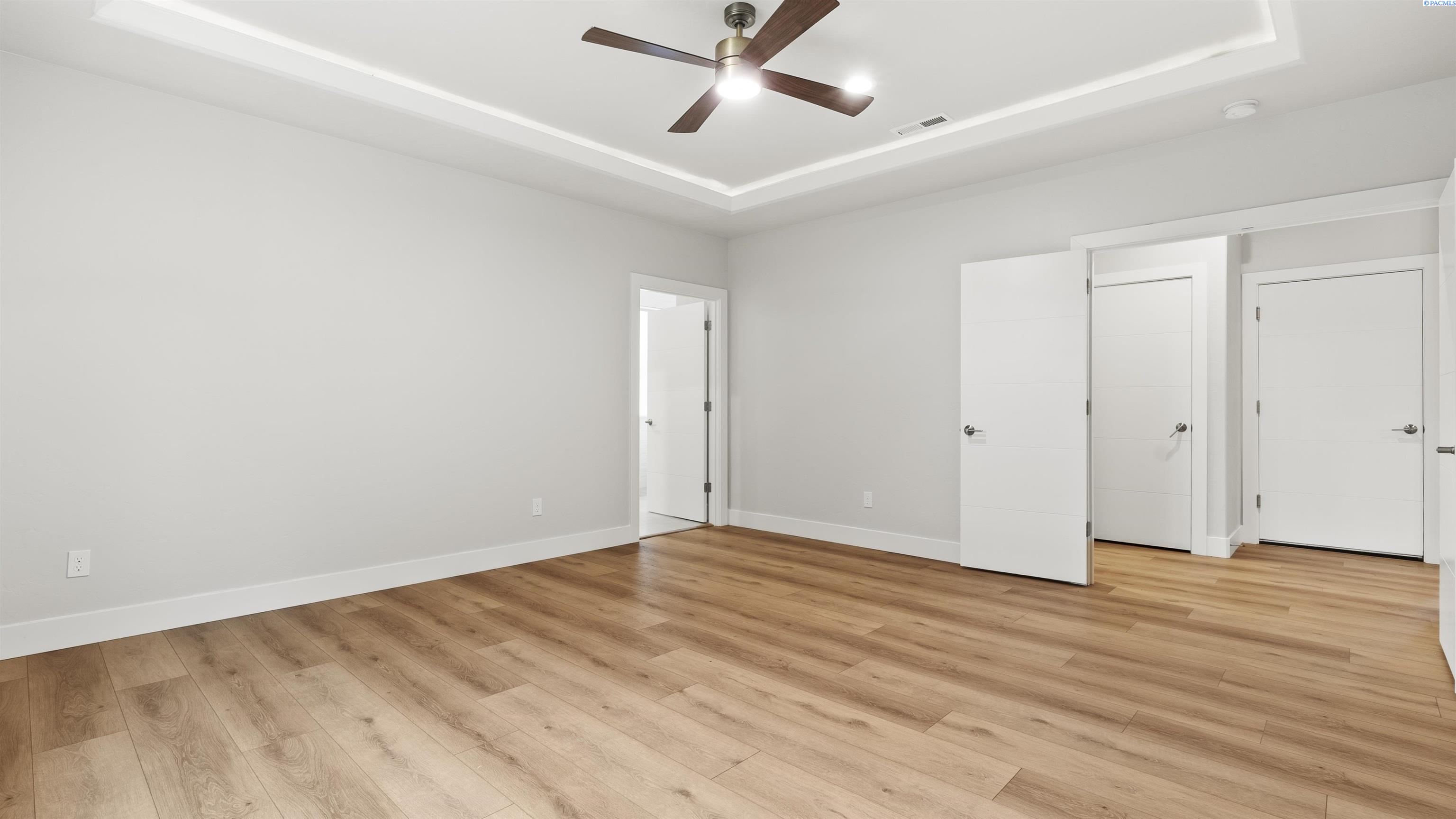 Richland, Washington, 99352, United States, 3 Bedrooms Bedrooms, ,2 BathroomsBathrooms,Residential,For Sale,1991742