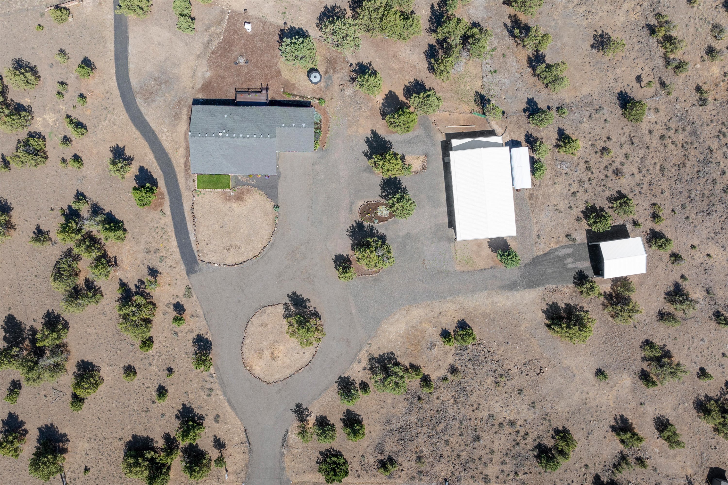 Prineville, Oregon, 97754, United States, 3 Bedrooms Bedrooms, ,2 BathroomsBathrooms,Residential,For Sale,1849917
