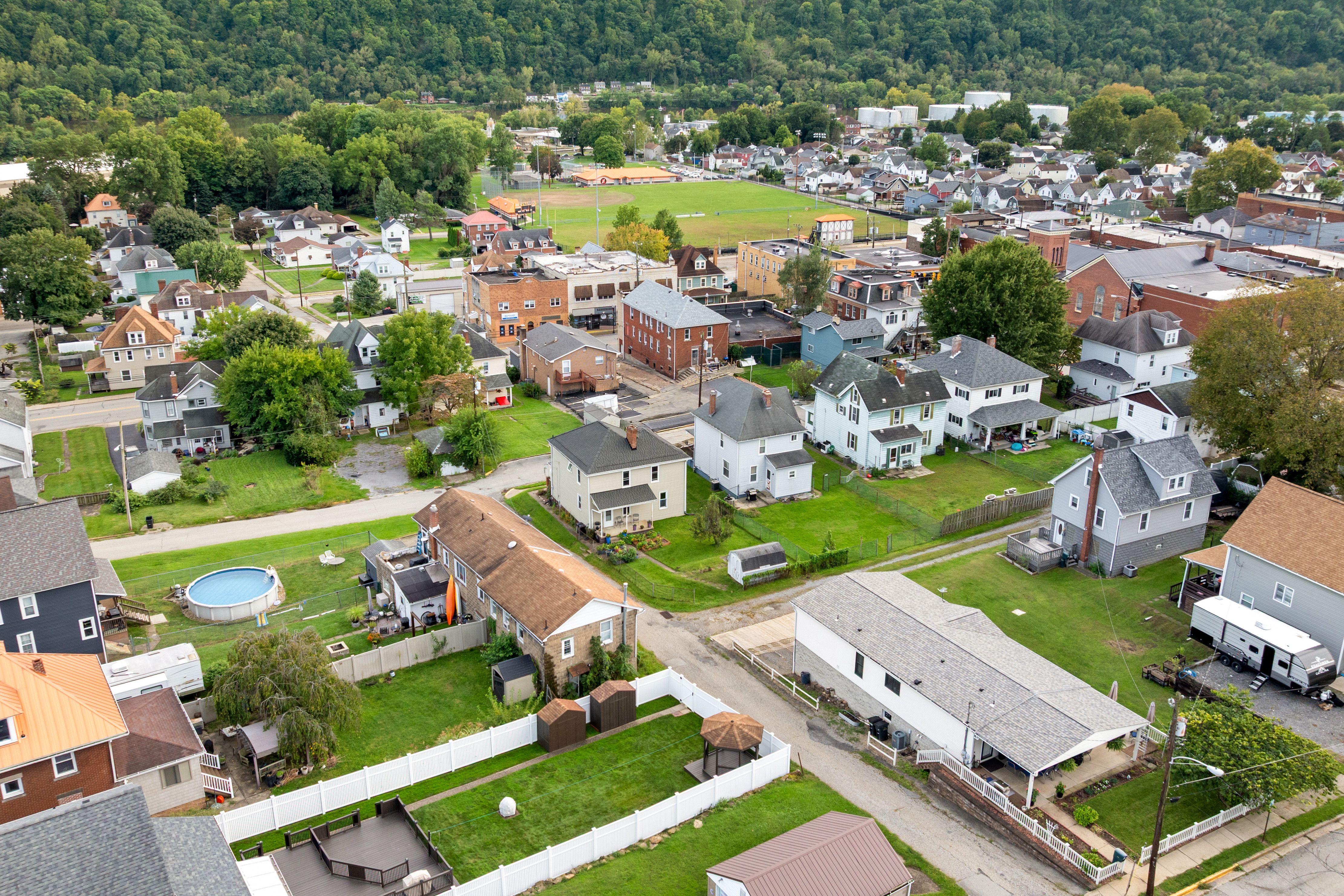  925 Walnut Street, Springdale, PA 15221 - 物件實景