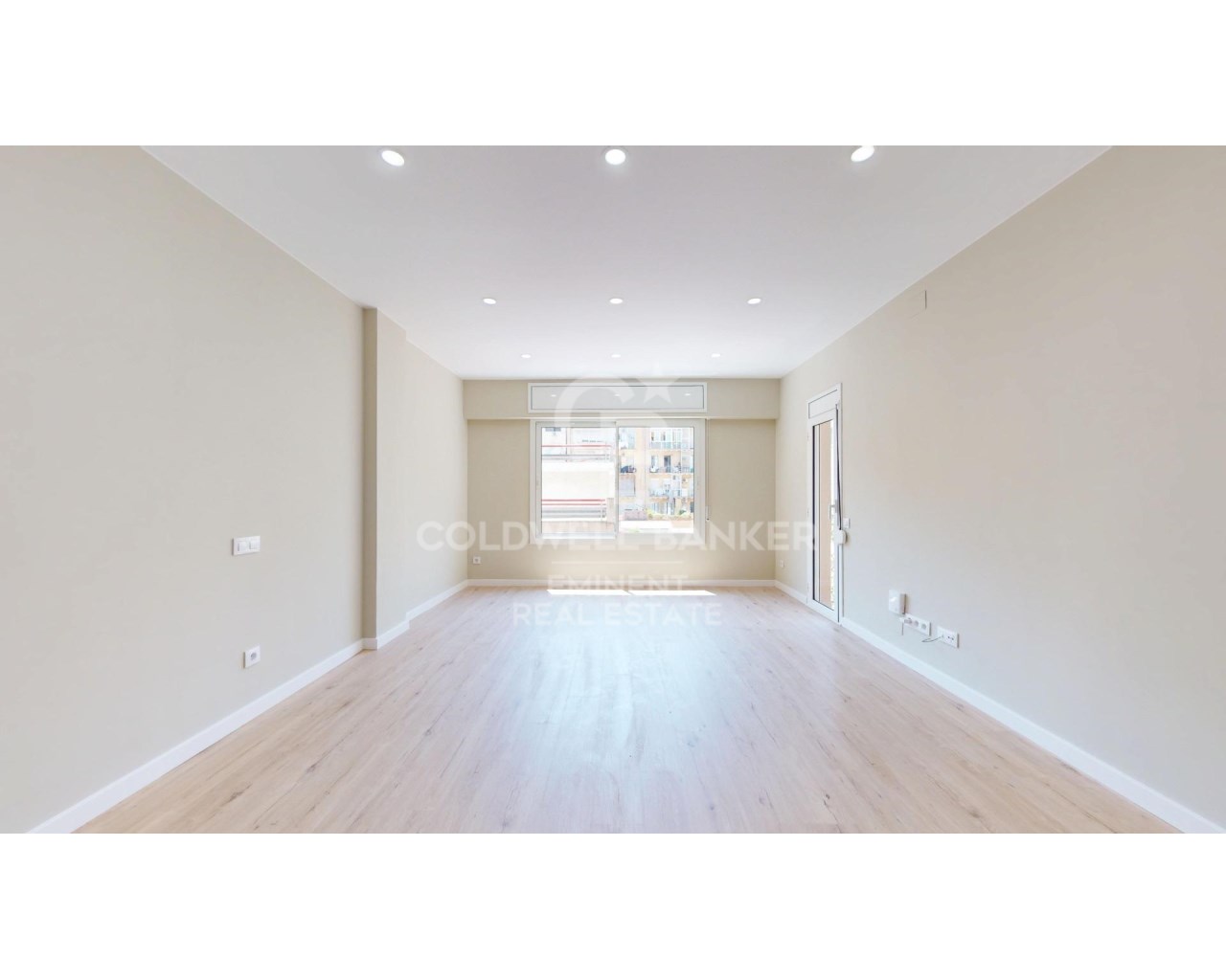 Barcelona, Catalonia, ES, 4 Bedrooms Bedrooms, ,2 BathroomsBathrooms,Residential,For Sale,1826815